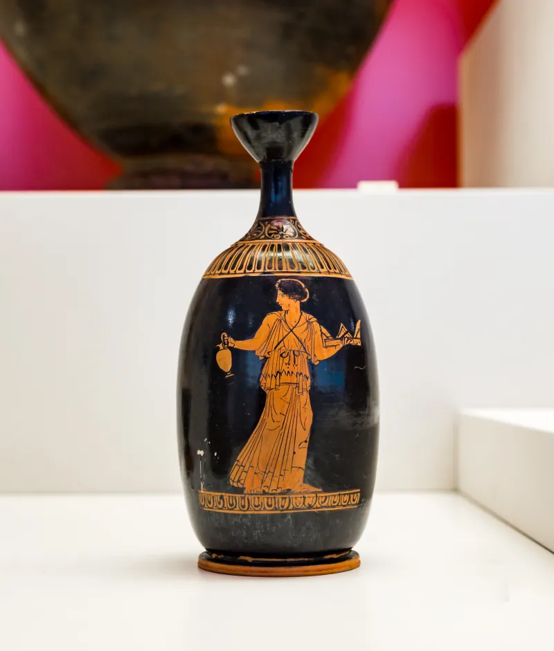Aison - Arv 1175 10 - Woman With Oinochoe And Basket - Athens Nam 1285 - 