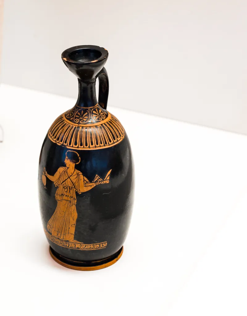 Aison - Arv 1175 10 - Woman With Oinochoe And Basket - Athens Nam 1285 - 