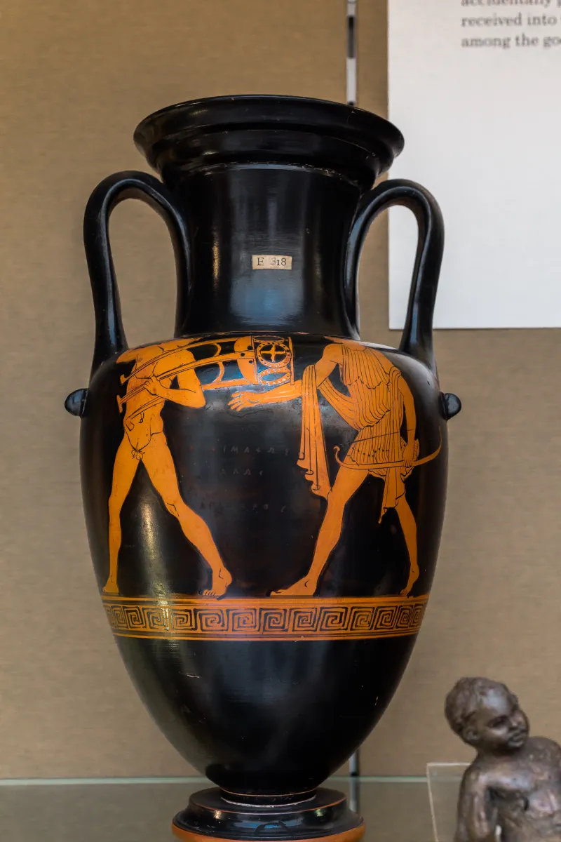 Alkimachos Painter Arv 530 20 Herakles And Apollon Struggling For The Tripod - Standing Old Man 