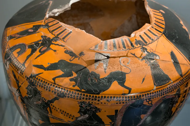 Antimenes Painter - Abv 267 16 - Herakles And The Lion - Athena Mounting Chariot And Gods - Frankfurt Am Β 345 - 