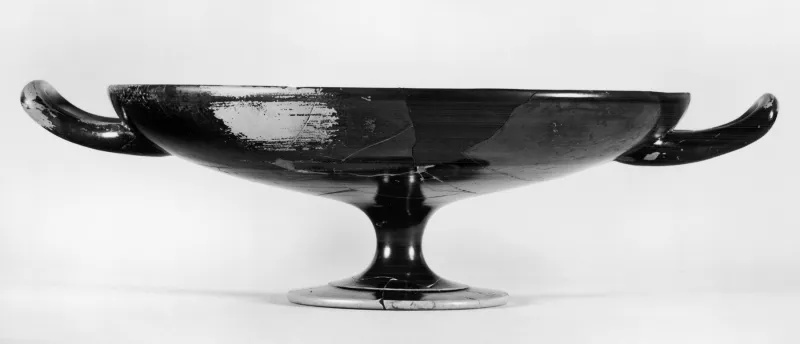 Antiphon Painter - Red-Figure Kylix - Walters 