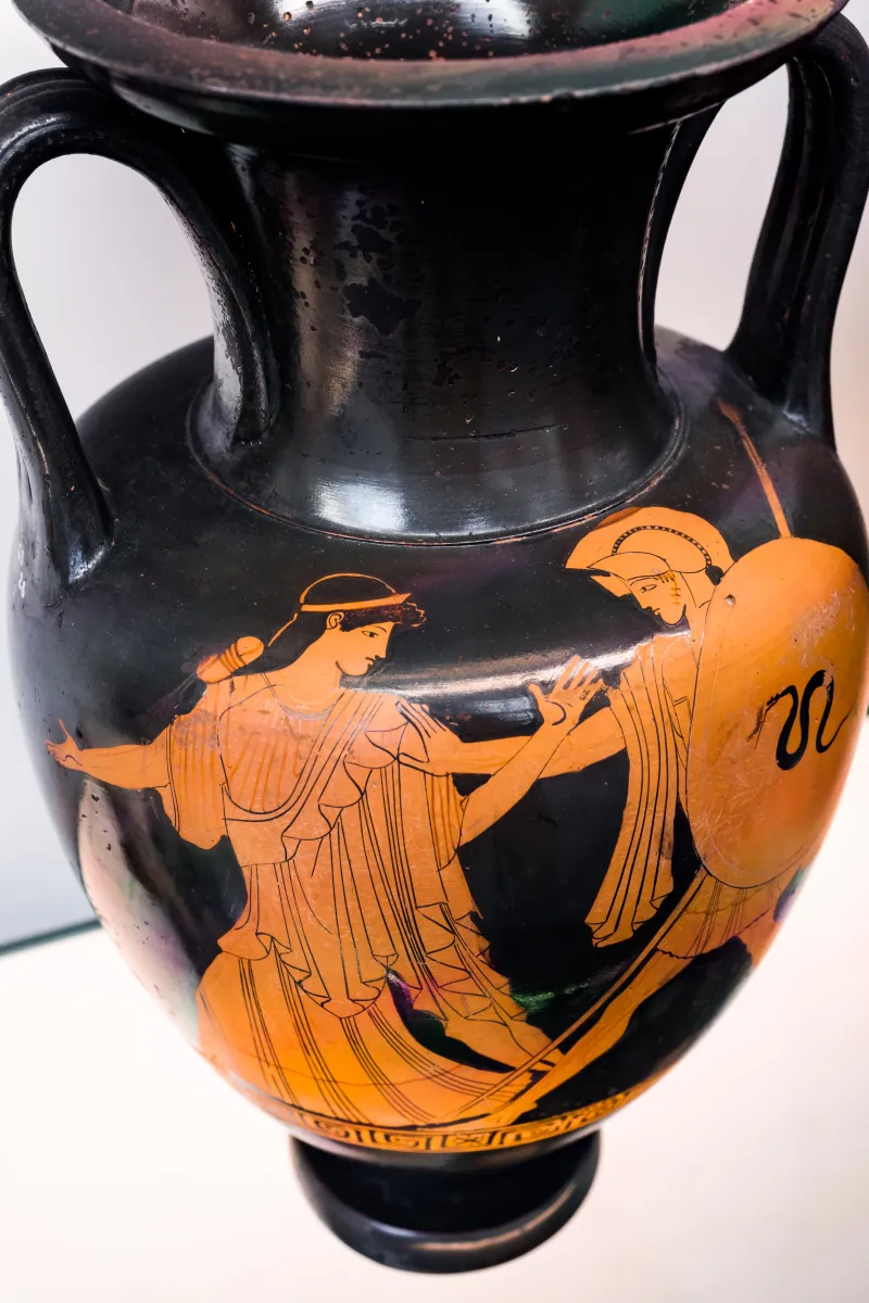 Berlin Painter - Arv 202 84 - Warrior Pursuing Woman - Old Man - London Bm 1863-0728-1 - 