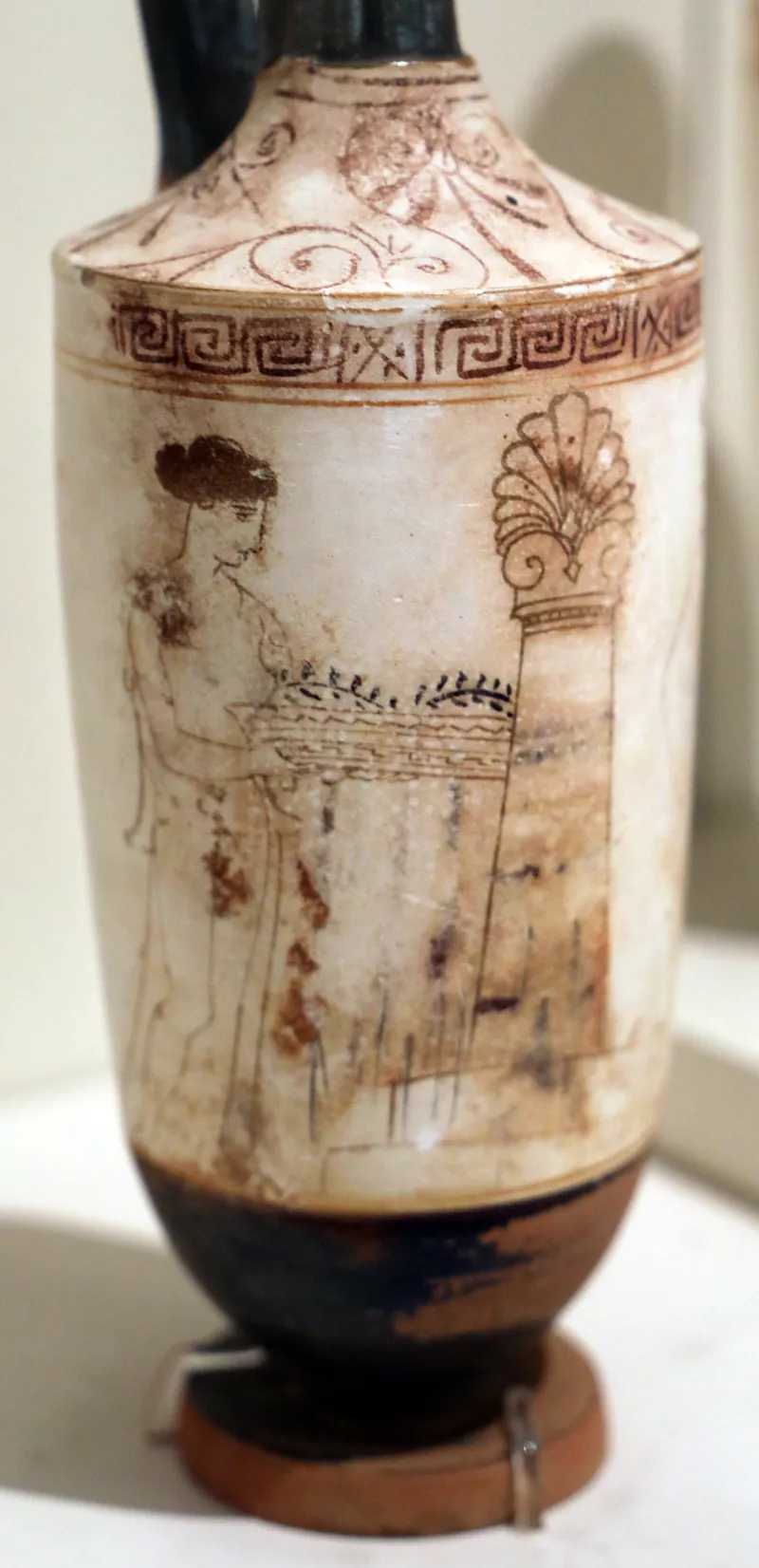 Periodo Classico, Lekythos A Sfondo Bianco Con Giovani Presso Una Tomba, Da Anavyssos, Bird Painter, 430-420 19340, 