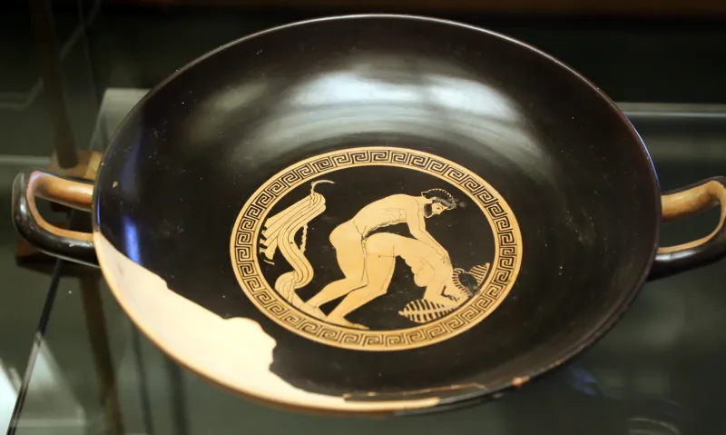 Pittore Di Briseis, Kylix Attica Con Etera Che Si Accoppia, 480-460 Ac 