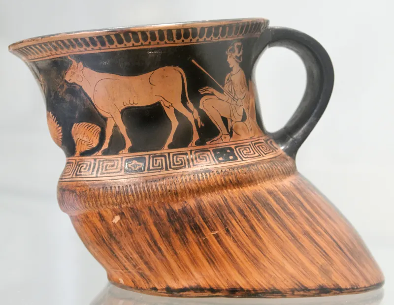 Hoof Vase Met 