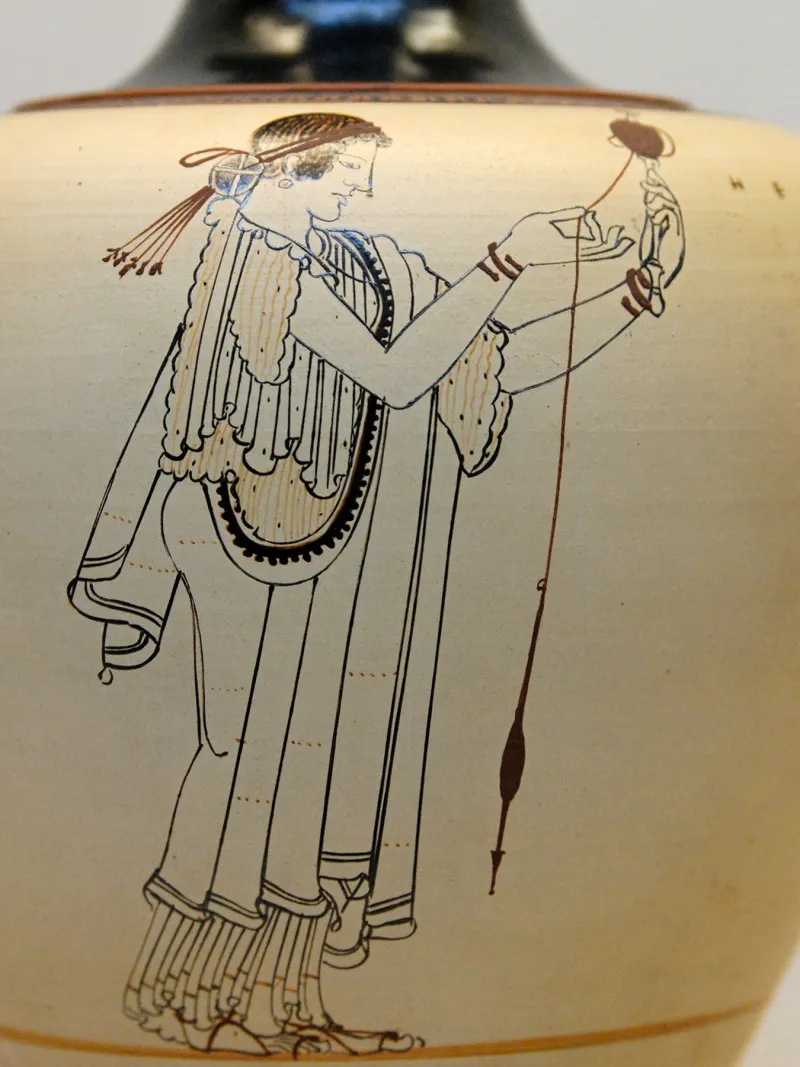 Woman Spinning Bm 