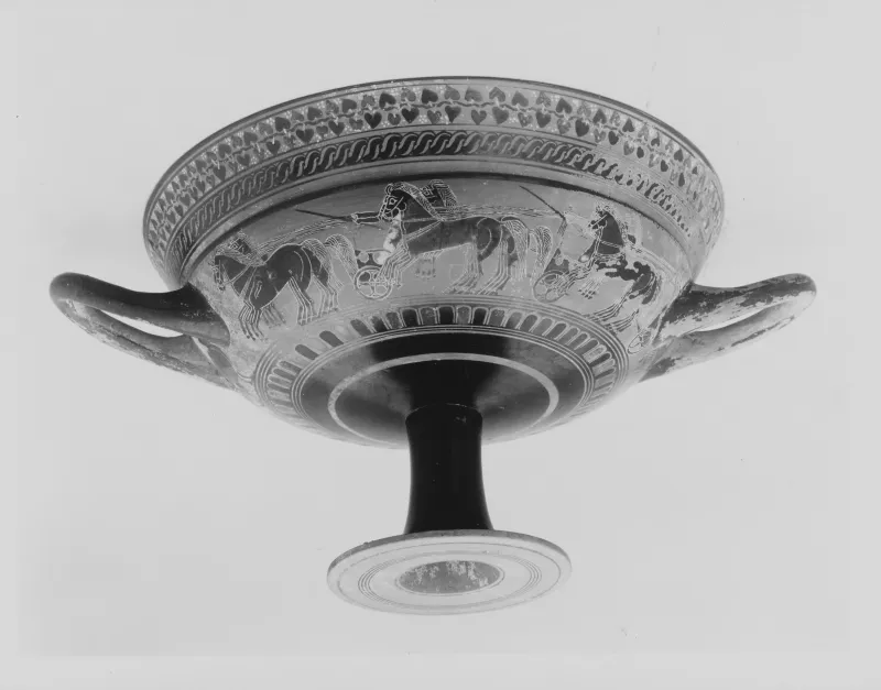 Terracotta Kylix- Hybrid Siana Lip-Cup (Drinking Cup) Met 