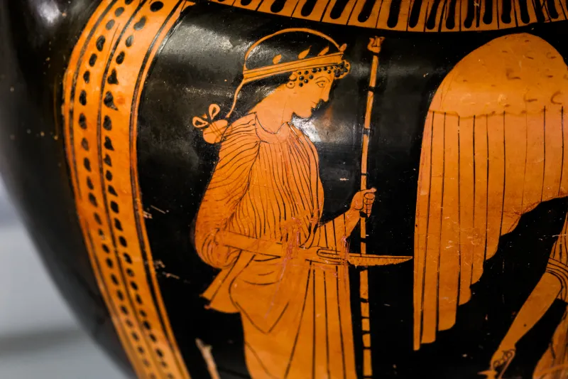 Camucia Painter - Arv 1105 2 - Nike Between Goddesses - Dionysos Between Maenads - Frankfurt Am Β 395 - 