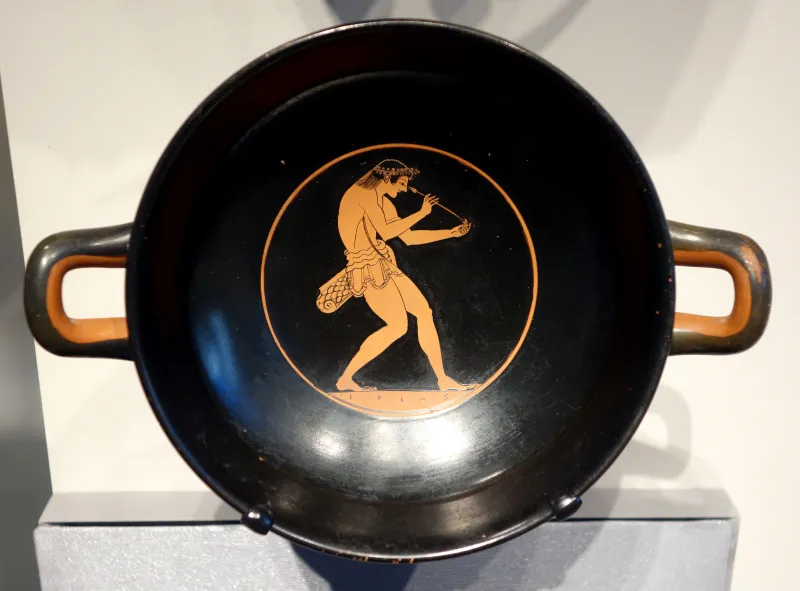 Red-Figure Kylix Archer (Boston Mfa 
