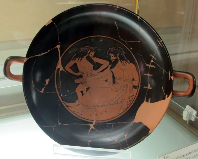 Pittore Di Colmar, Vasaio Euphronios, Kylix Con Banchetto, Satiri E Menadi, Da Orvieto, 490-80 Ac 
