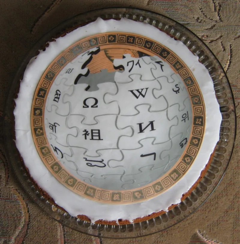 Cake With Wikipedia Logo And Image Of A Brygos 