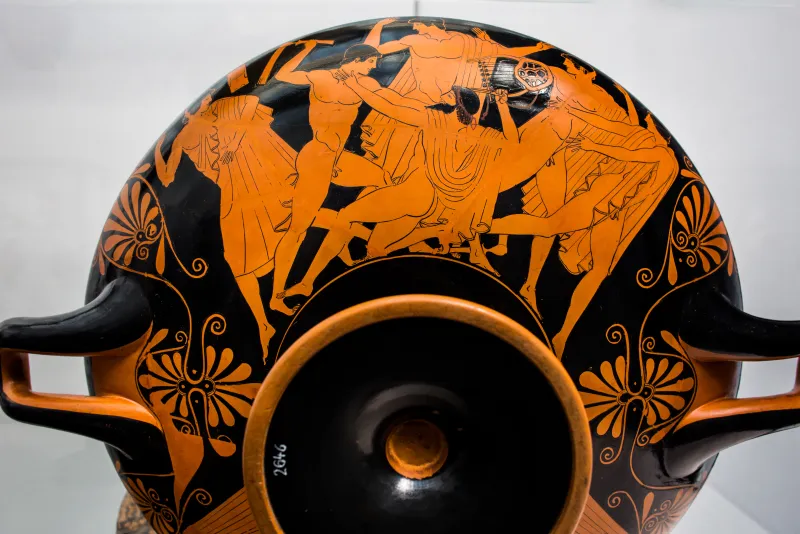 Douris Arv 437 128 Symposion - Herakles Killing Linos - Draped Men And Youths 
