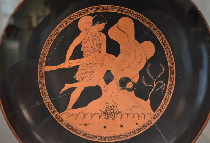 Drinking Bowl, Theseus Plunges Sciron Into The Sea, From Vulci (Italy), Attributed To The Painter Douris, Around 480 Bc, Altes Museum Berlin 