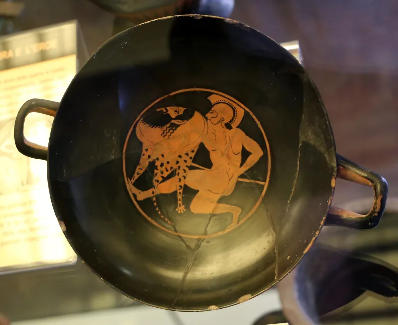 Epiktetos Kylix Attica Con Guerriero In Corsa, 490-480 Ac 