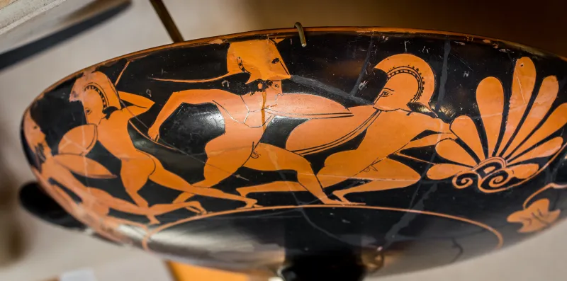 Manner Of Epiktetos Arv 80 10Extra Running Maenad - Hoplites Fighting 