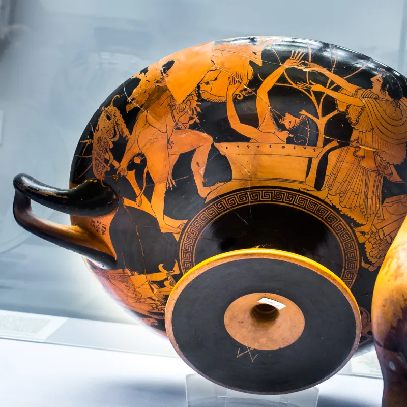 Onesimos Arv 318 2 Woman And Old Man - Herakles Bringing The Boar To Eurystheus - Chariot 