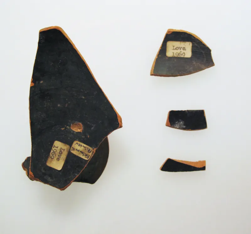 Four Fragments Of A Terracotta Kylix-Komast Cup (Drinking Cup) Met 