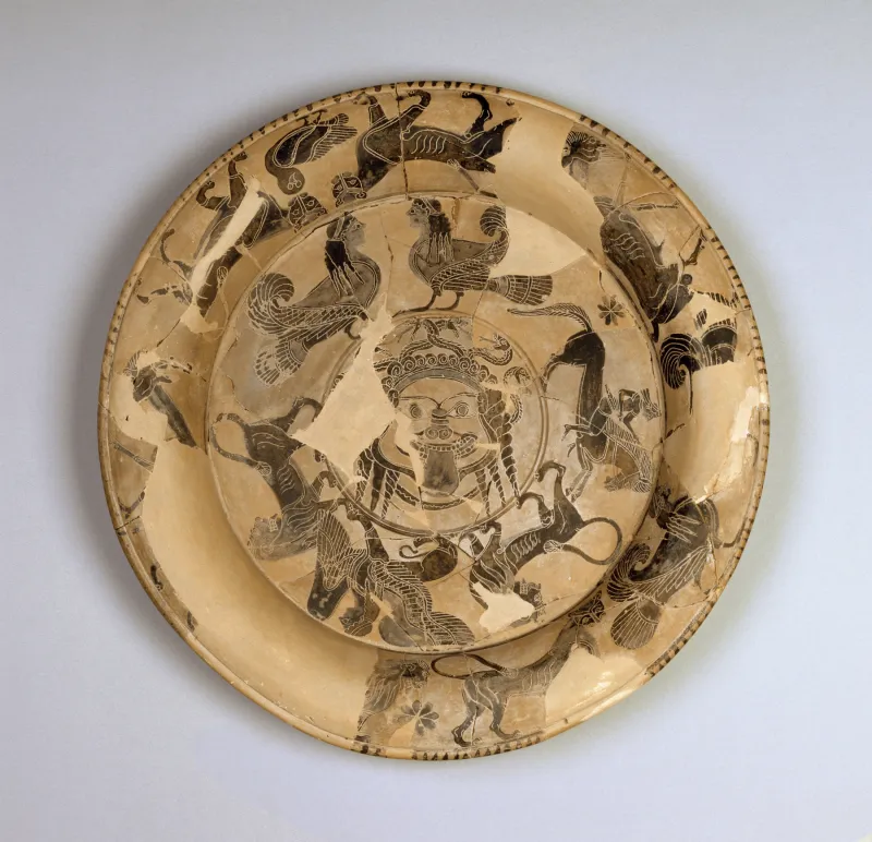 Gorgon Painter - Attic Black-Figure Plate With Gorgon's Head And Bands Of Animals - Walters 
