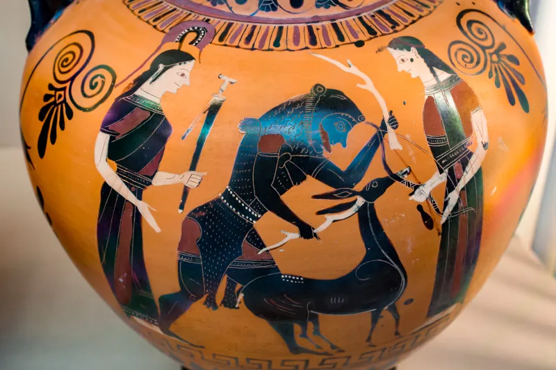 Near Group E - Abv 139 10 - Herakles And The Keryneian Hind - Warrior Between Youth And Woman - London Bm 1843-1103-80 - 