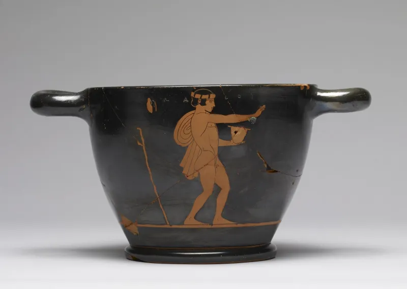 Group Of Ferrara T981 - Red-Figure "Skyphos" With Dancer And "Komast" - Walters 482121 - Side 