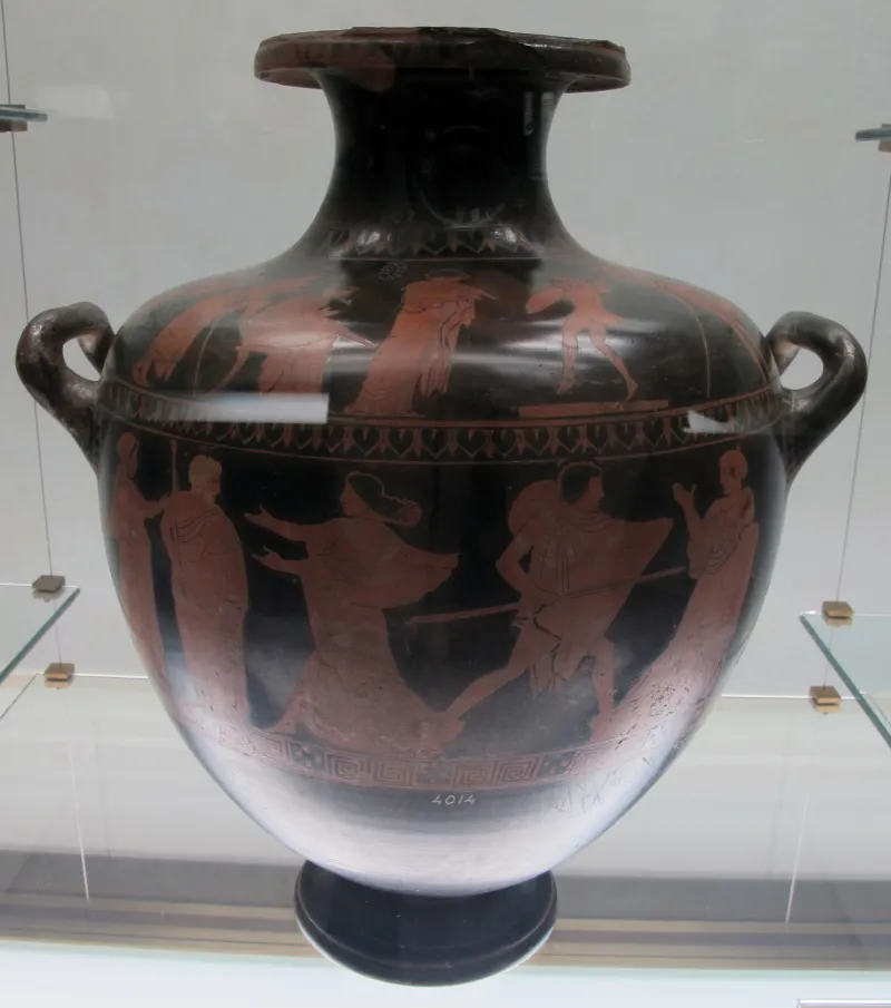 Gruppo Di Polignoto, Hydria Con Pyrriche Femminile E Scena Di Rapimento, 440-30 Ac Ca, 