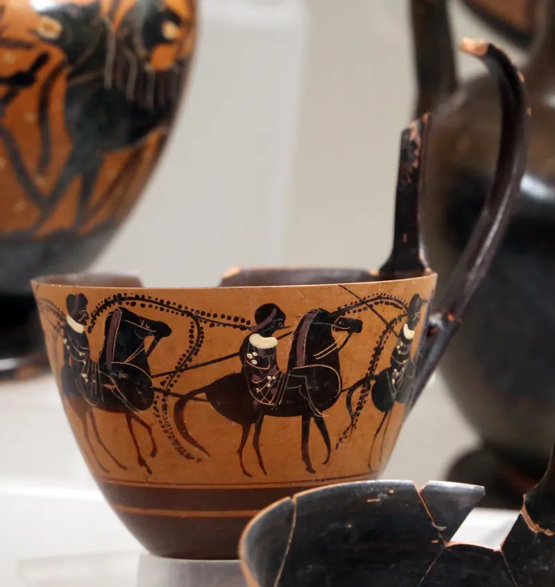 Gruppo Di Haimon, Kyathos Attico Con Cavalieri, Dalla Tomba Di Vasi Del Pittore Di Micali, Osteria, 520-510 Ac 