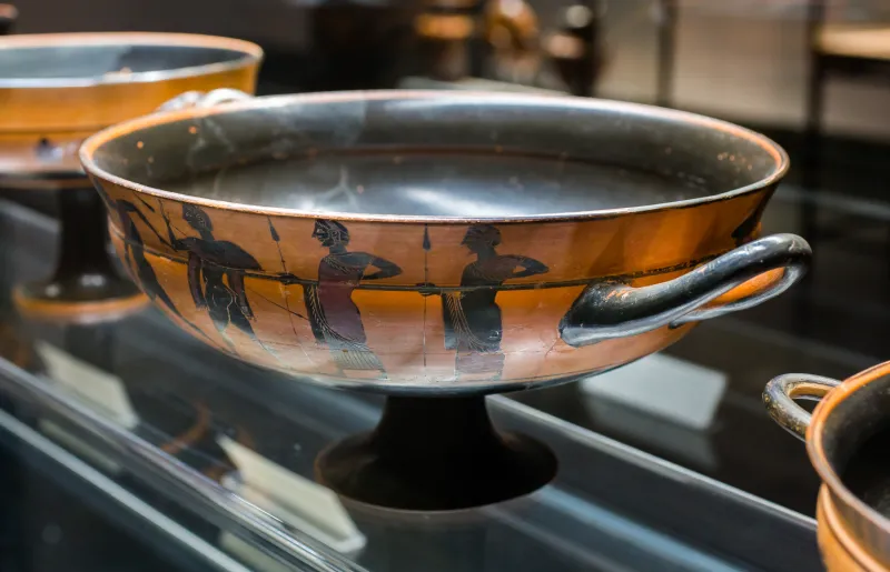 Heidelberg Painter - Abv 64 28 - Dionysos And Ariadne - Warrior Arming - Diskobolos - München As 7739 - 