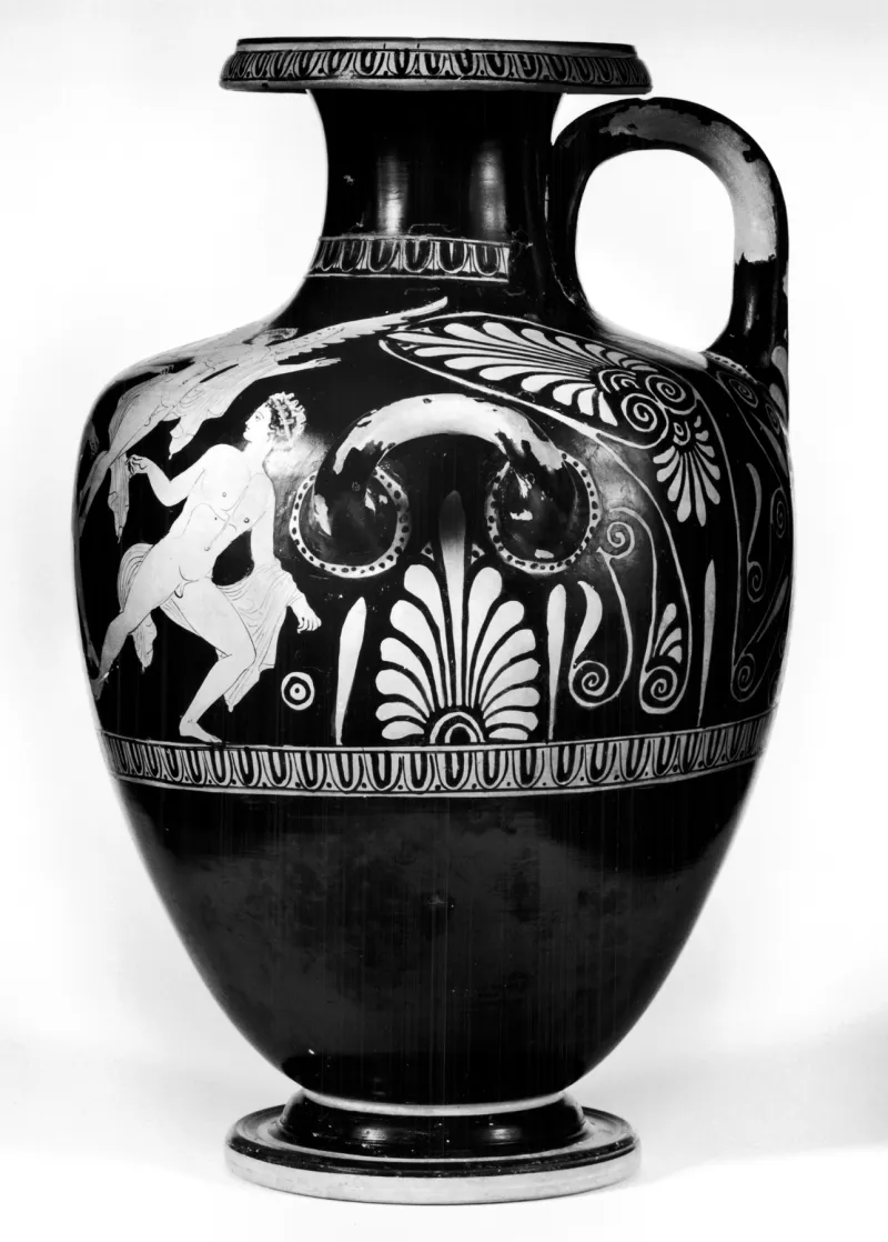 Herakles Painter - Red-Figure "Kerch-Style" Hydria - Walters 48263 - Left 