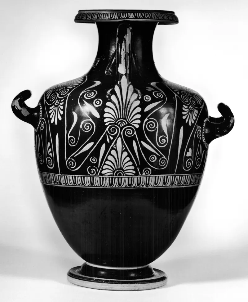 Herakles Painter - Red-Figure "Kerch-Style" Hydria - Walters 48263 - Side 