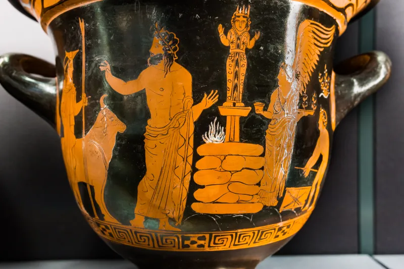 Imitation Of The Kadmos Painter - Arv 1188 - Herakles And Iolaos Sacrificing At Statue Of Chryse - Draped Youths - Wien Khm As Iv 1144 - 