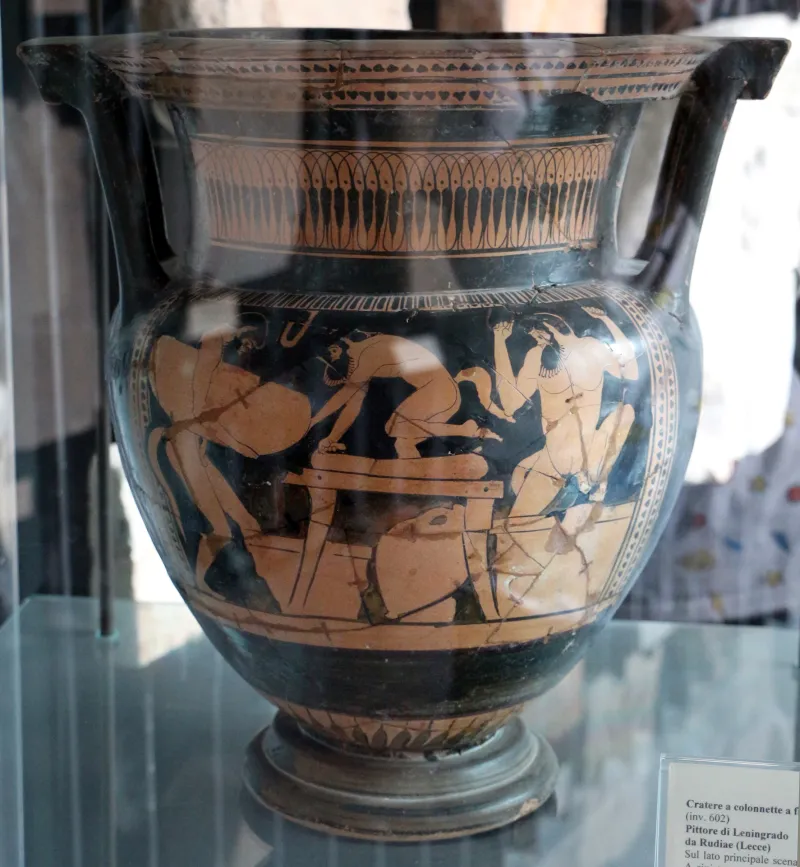Pittore Di Leningrado, Cratere A Colonnette Con Vendemmia Di Tre Sileni, 475-450 Ac, Da Rudiae, 