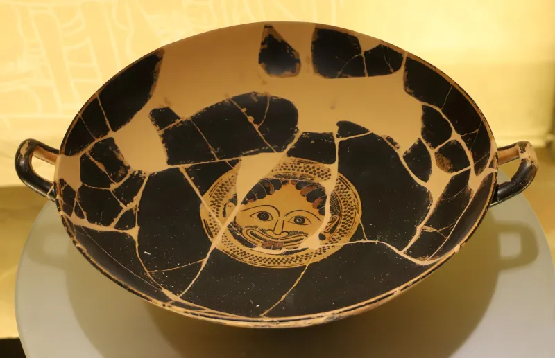 Pittore Di Lysippides (Maniera), Kylix Attica, Dalla Tomba Di San Francesco A Foiano, 530-500 Ac 