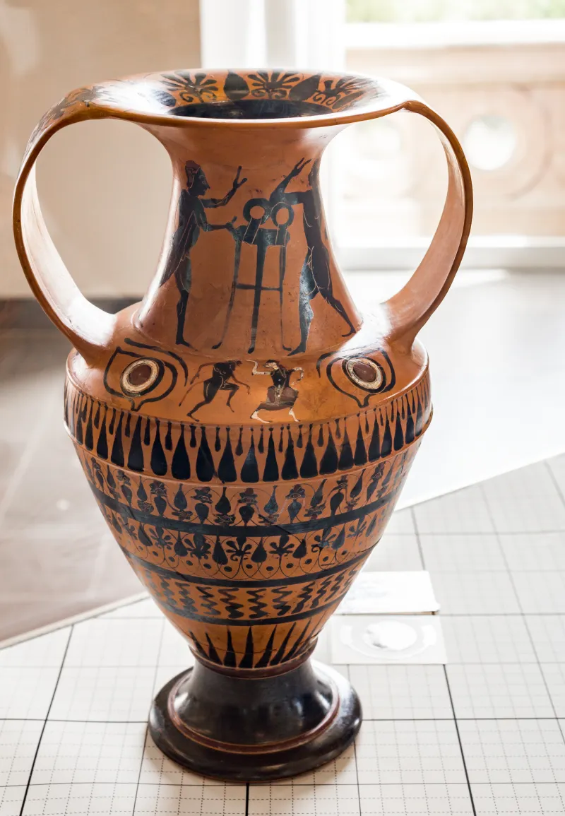Painter N - Abv 221 43Bis - Tripod Between Boxers - Satyr And Maenad Between Eyes - Kassel As Alg 13 - 