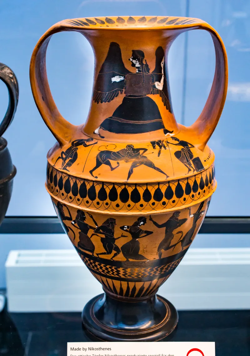 Painter N - Abv 225 3 - Nike - Herakles And The Lion - Satyrs And Maenads Dancing - München As - 