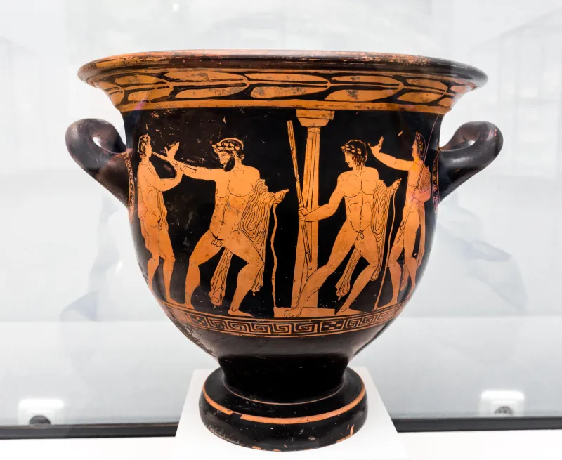 Nikias Painter - Arv 1333 Extra - Komos - Three Draped Youths - Montesarchio Mandsc 110782 - 