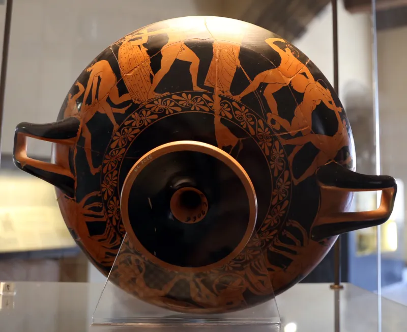 Pittore Di Nikostenes E Vasaio Panthaios, Kylix Attica Con Menade E Sileno, Duello Tra Eracle E Kyknos E A Tleti, 500-490 
