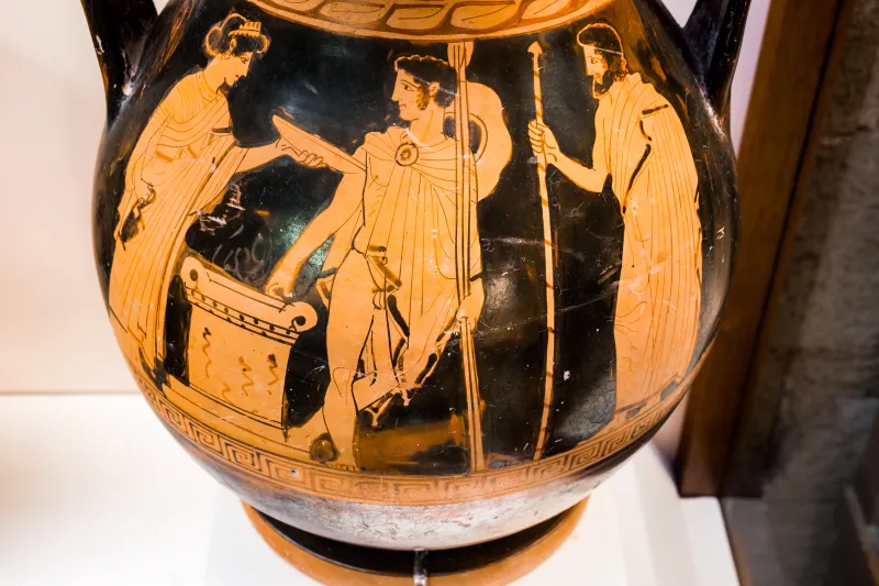 Manner Of The Niobid Painter - Arv 610 24 - Warrior Leaving Home - Draped Youths - Rhodos Am 13205 - 