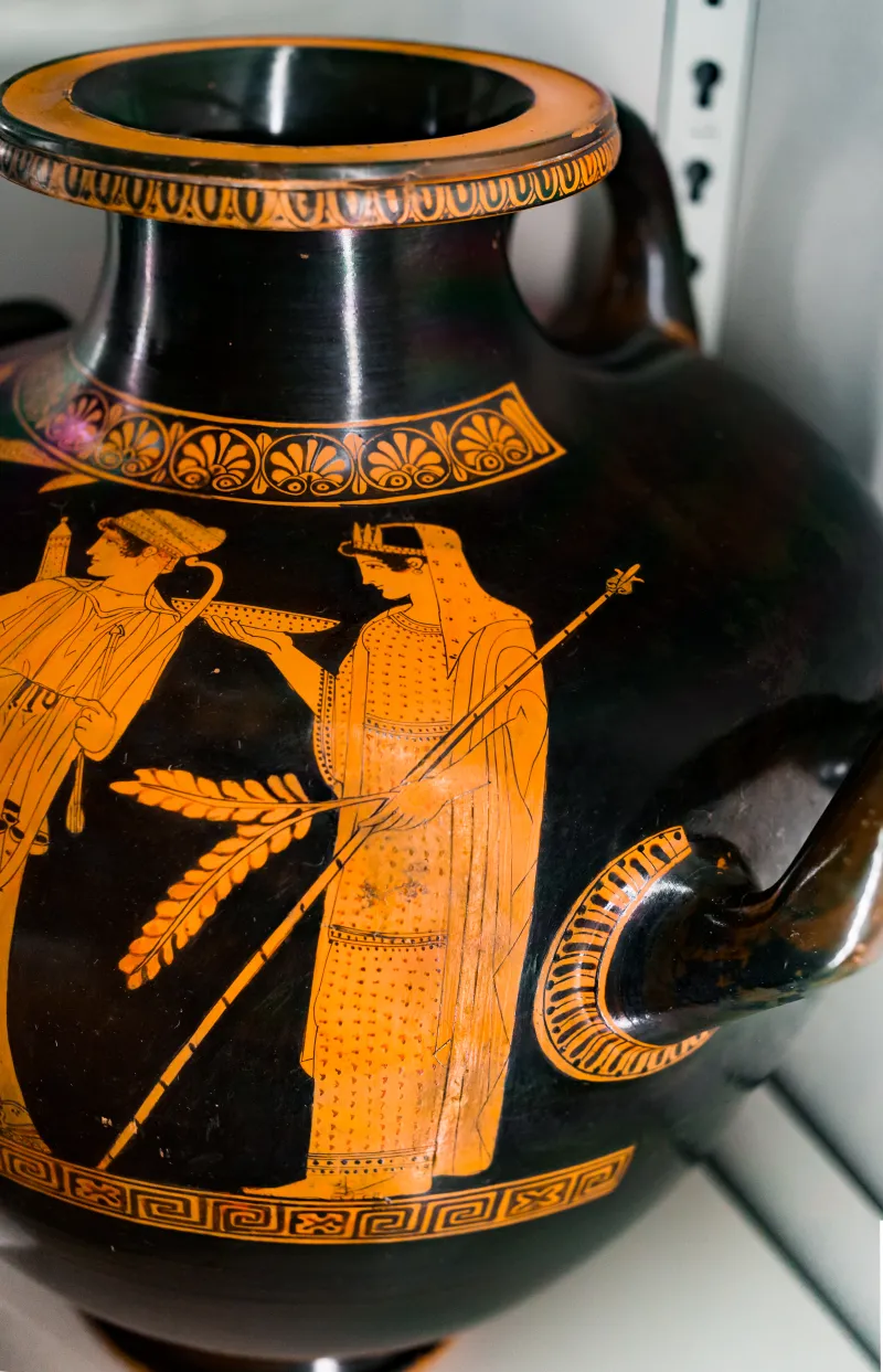Niobid Painter - Arv 606 71 - Hermes And Apollon With Artemis And Leto - Paris Bnf Cabmed 443 - 
