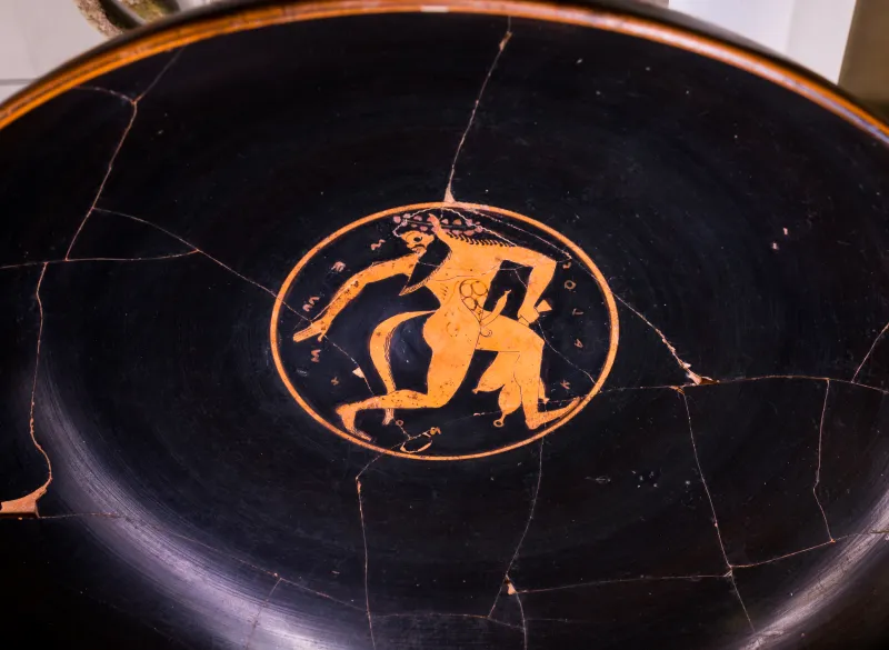 Oltos - Arv 58 Extra - Satyr With Wineskin - Odysseus Escaping Polyphemos - Horse - Roma Mnevg 131420 - 
