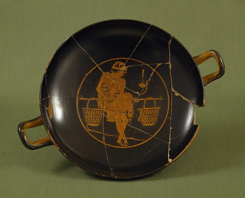 Onésimos Red-Figure Kylix With A Youth Carrying A Pole With Two Baskets Ca 490 Bce From The Thorvaldensmuseum Cc0 