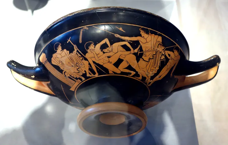 Red-Figure Kylix Pankration (Boston Mfa 