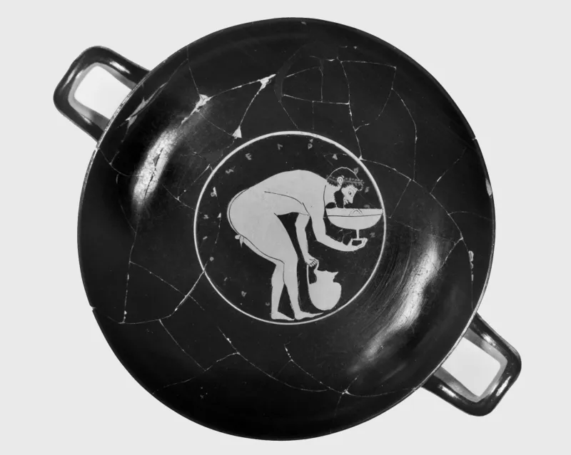 Paidikos - Kylix Depicting Men Bending Drinking From Kylix - Walters 482240 - 