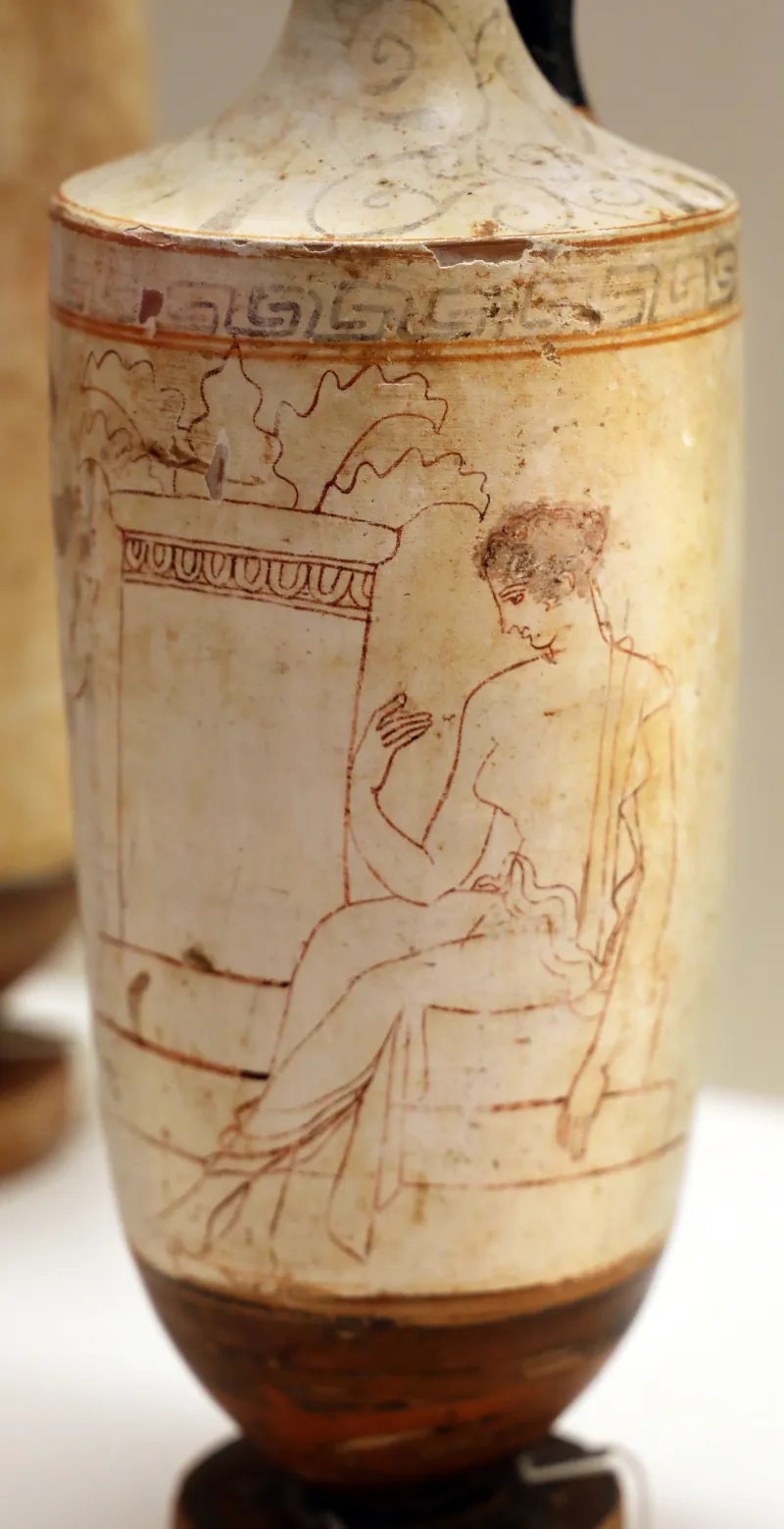 Periodo Classico Tardo, Lekythos Attico A Sfondo Bianco Con Donna Presso La Sua Tomba E Un Giovane Con Lancia, Pittore Di Atene 13037, 410 Ac 13037, 