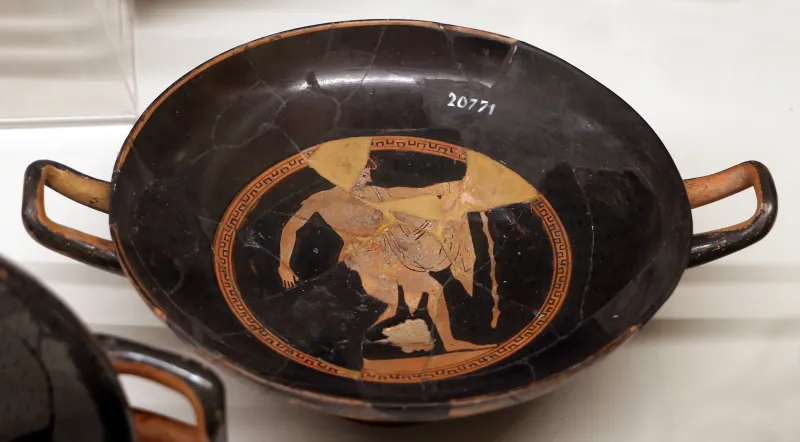 Pittore Di Berlino 2268, Kylix Attica Con Danza Orgiastica, 520-510 Ac Dalla Tomba Dei Vasi Greci Alla 
