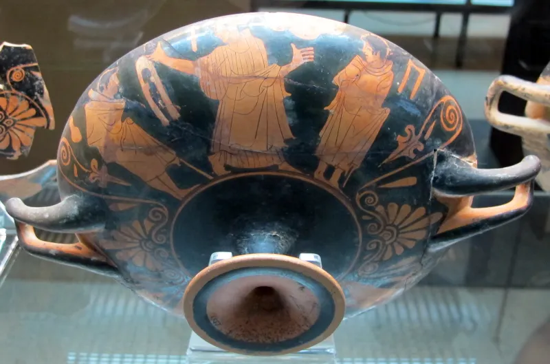 Pittore Di Bruxelles Kylix Con Due Uomini A Colloquio, Retro Figure Ammantate, 450 