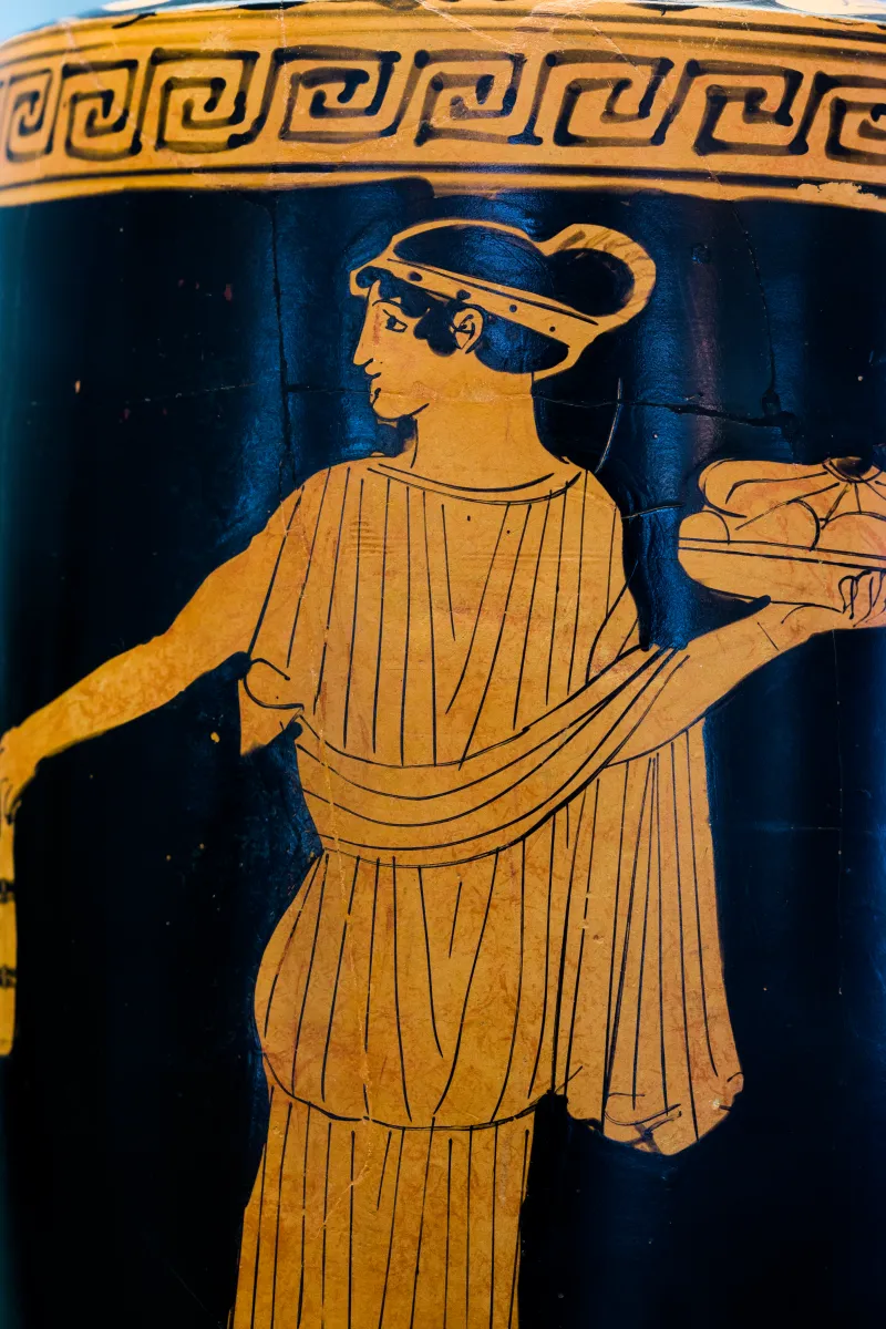 Painter Of Munich Sl 477 Arv 522 2 Woman With Alabastron And Tray Of Loaves 