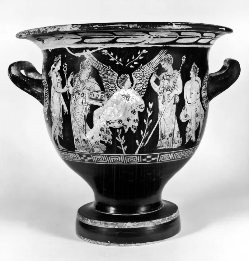 Painter Of Vienna 1089 - Red-Figure Bell Krater - Walters 4873 - Side 