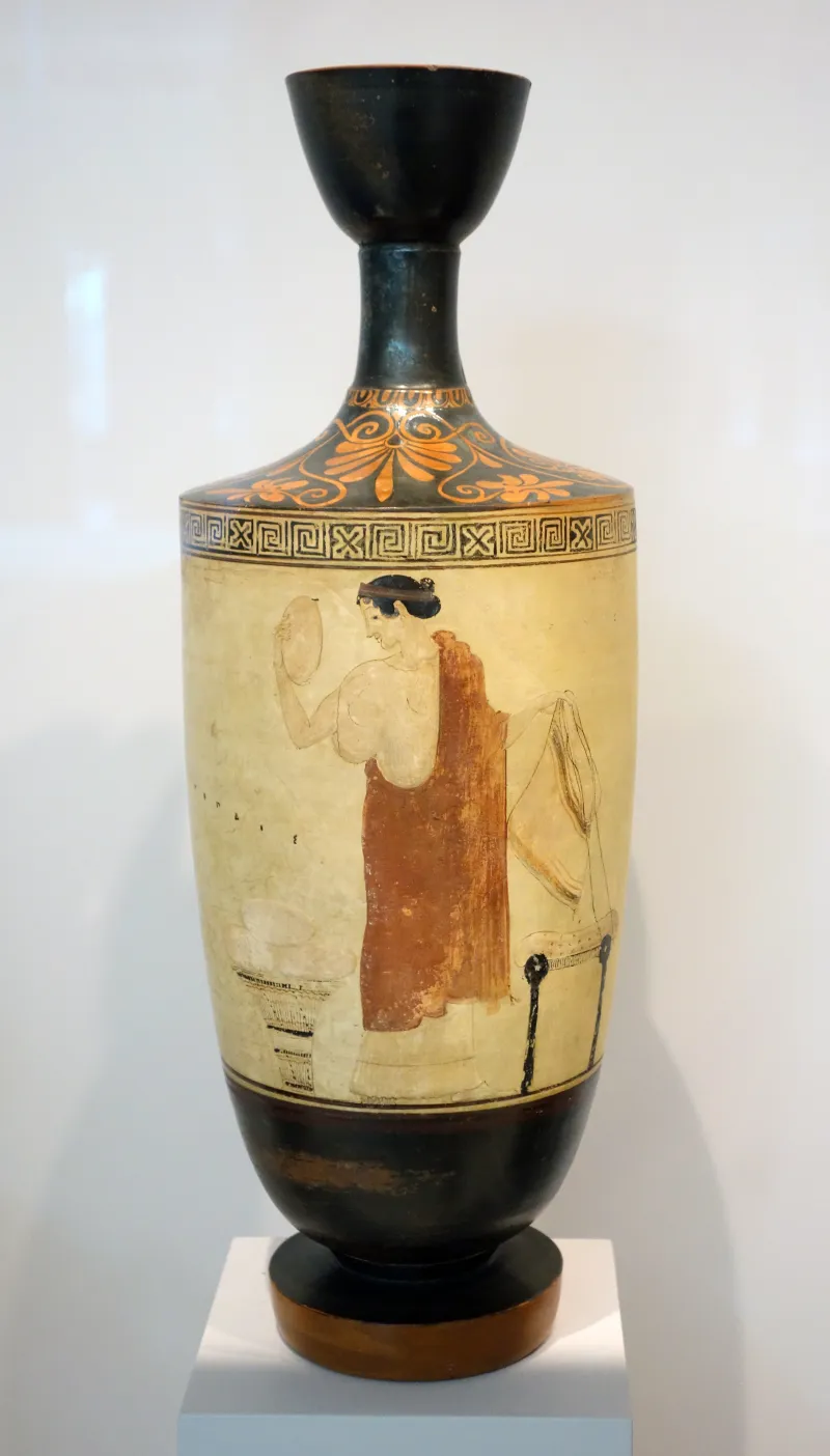 White-Ground Lekythos Woman With Wool (Harvard, Sackler Mus 