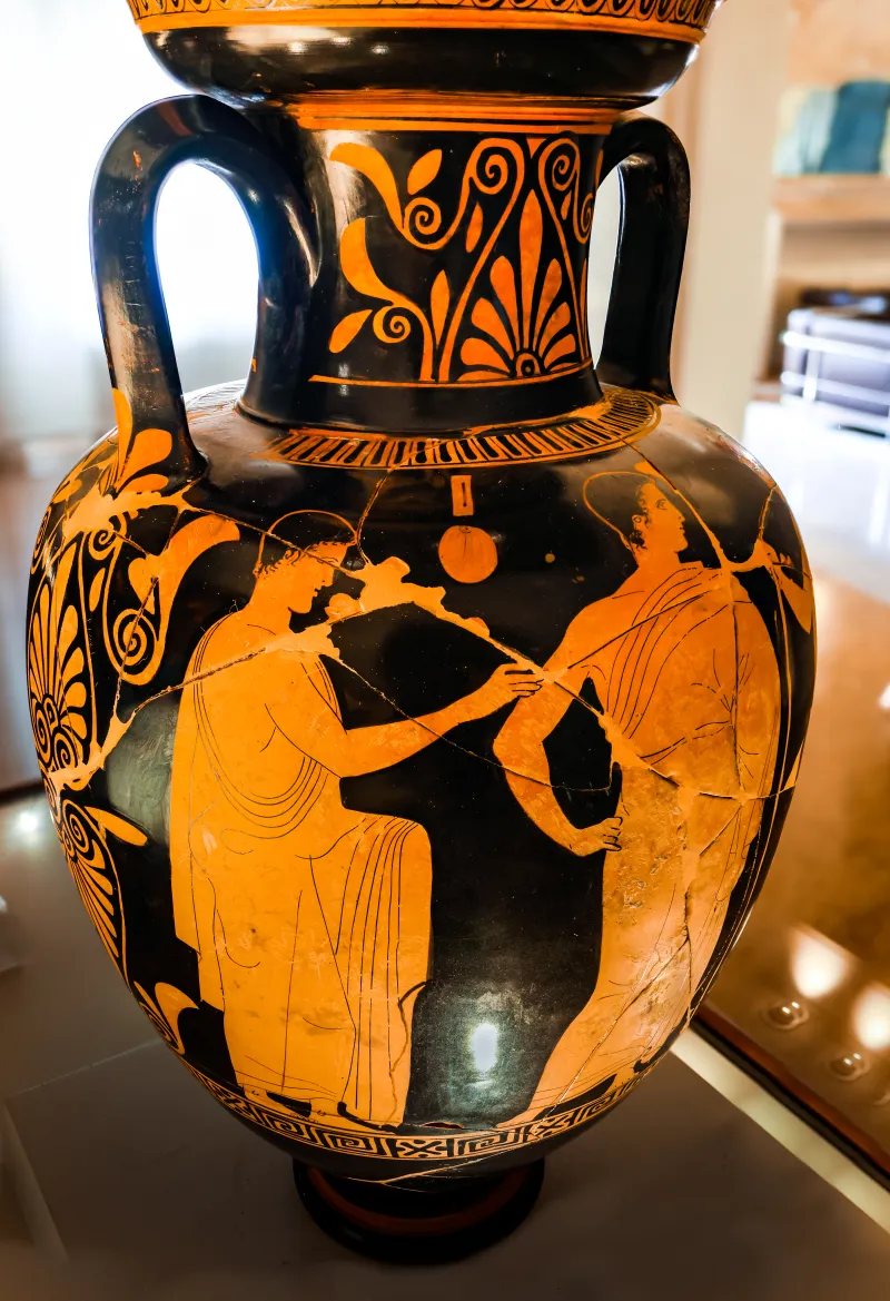 Peleus Painter - Arv 1039 11 - Warrior Departing - Draped Youths - Ferrara Man 2894 - 