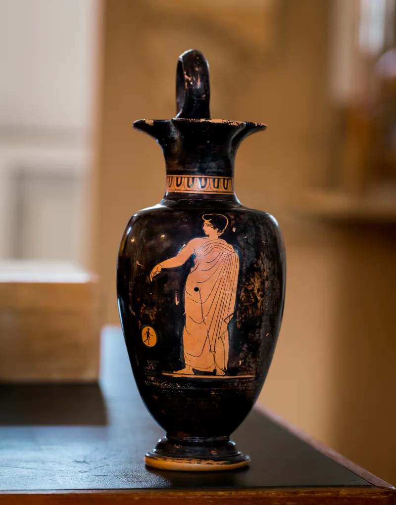 Penthesilea Painter Arv 890 Extra - Draped Boy With 